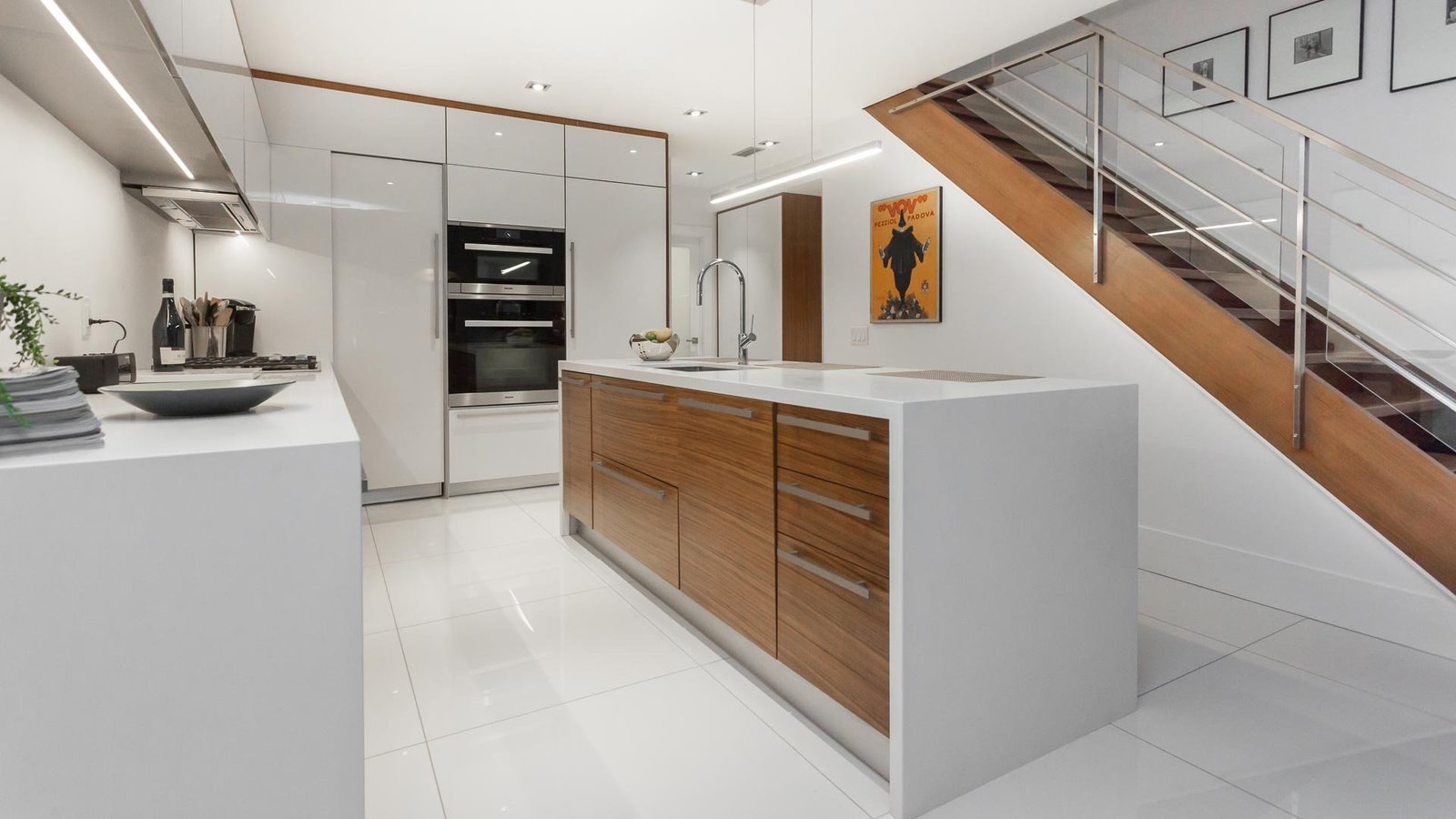 th cabinets kitchen2